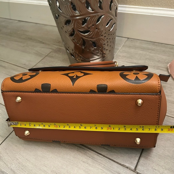 Brown Handbag with matching wallet - Picture 5 of 9